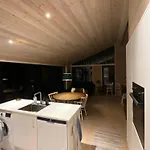 Дом отдыха Newly Renovated Family Vacation
