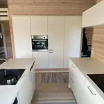 Дом отдыха Newly Renovated Family Vacation