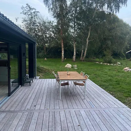 Newly Renovated Family Vacation Дом отдыха Нюкёбинг-Сьелланн