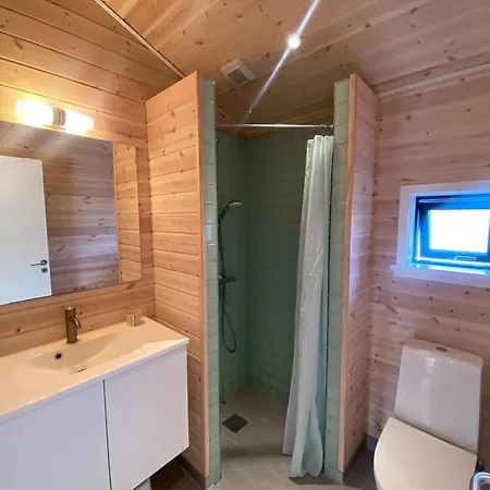 Newly Renovated Family Vacation *